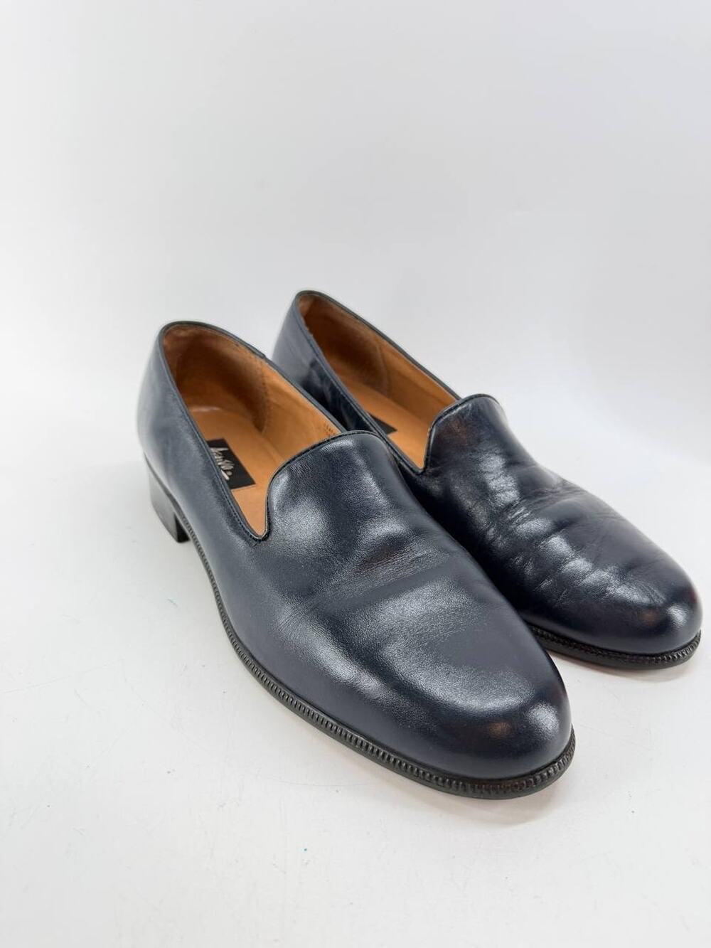 Artiva Arlene Women's Black Leather Loafers Slip On Low Heel Size 10 M USA